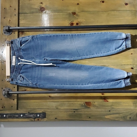 DENIM CHAMBRAY COTTON ON JOGGER SPORTY JEANS SIZE 2 - Picture 1 of 7